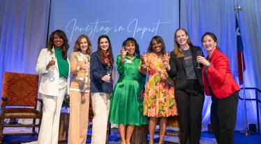  Tarrant County leaders celebrate the announcement of a collaborative maternal health initiative during United Way of Tarrant County’s annual Women United Luncheon May 9. 